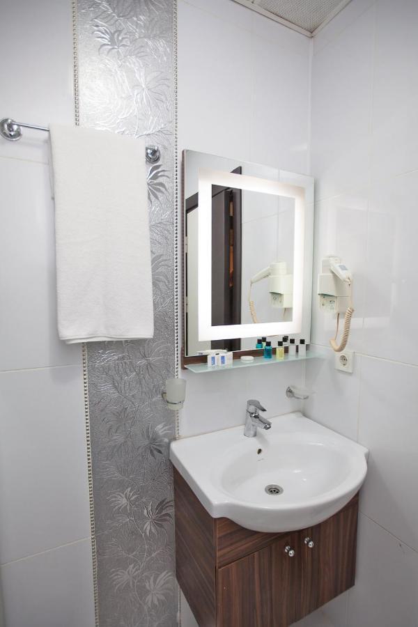Hotel Bulvar Provincia di Istanbul Esterno foto